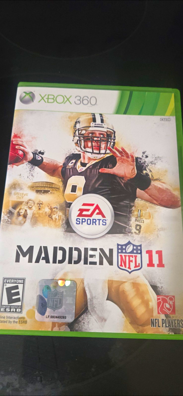 Madden NFL 2011 Xbox 360 EA Sports Football NTSC-U W/Booklet